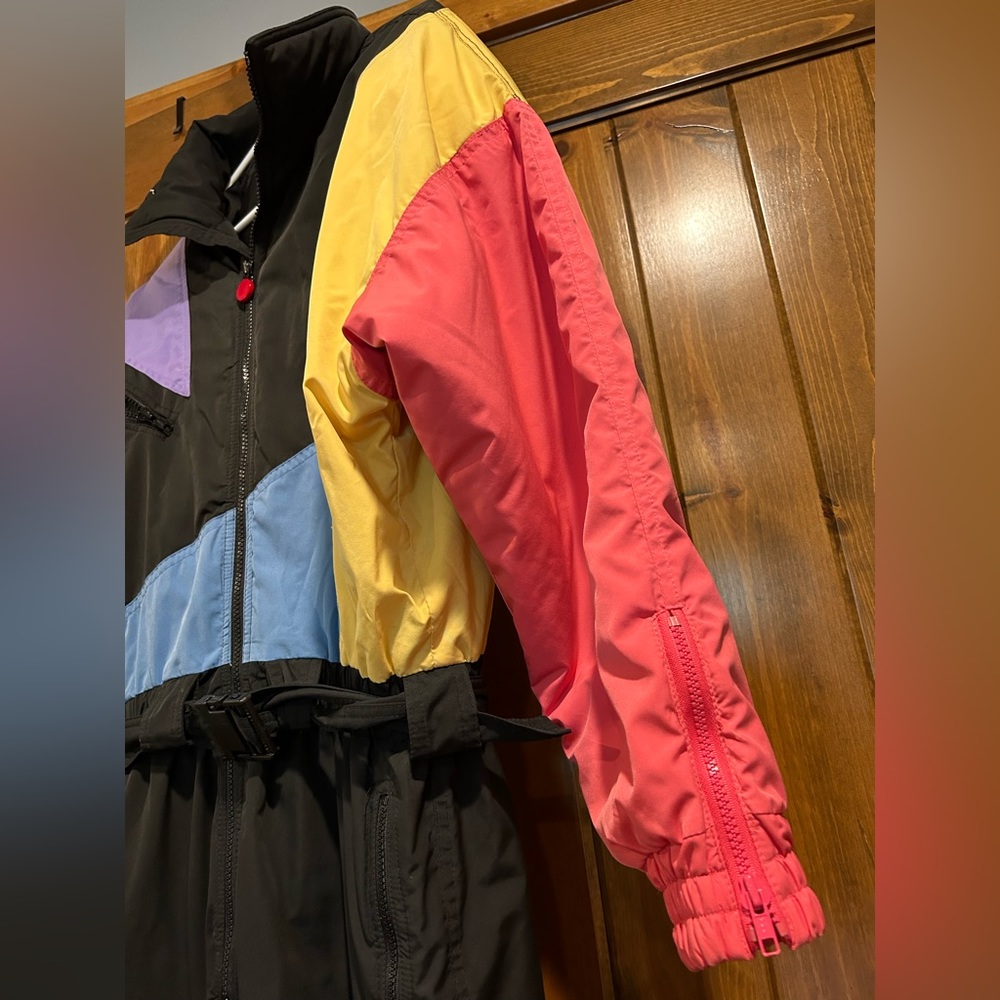 Mistral women’s retro ski suit. - Picture 3 of 8